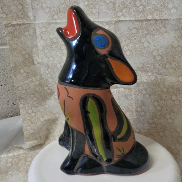 Coyote Ceramic * Made in Mexico * Howling Talavara Coyote - Picture 1 of 9
